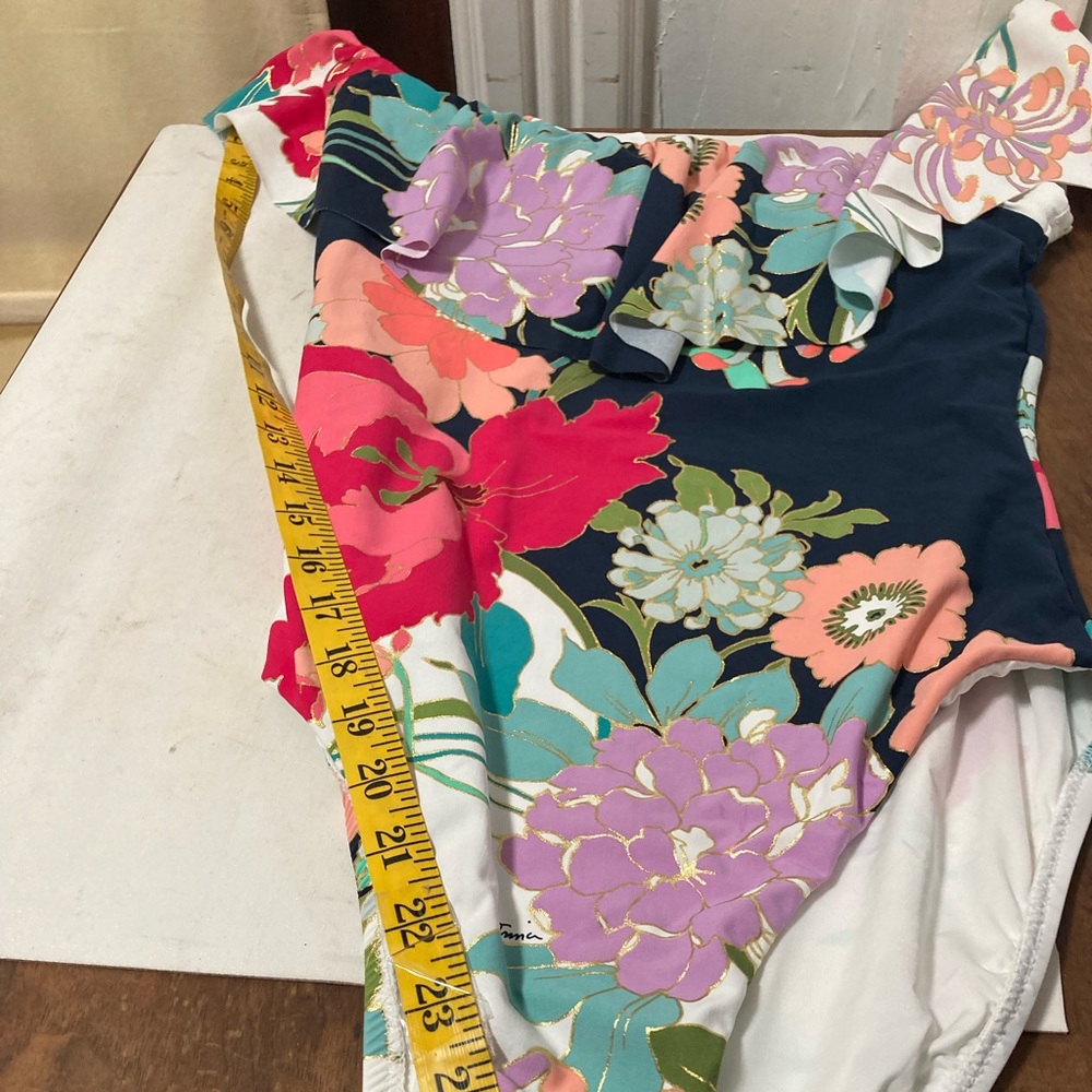 Trina Turk size 8 one piece swimsuit - Picture 15 of 16